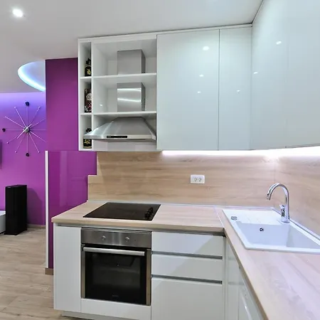 Purple Summer زادار