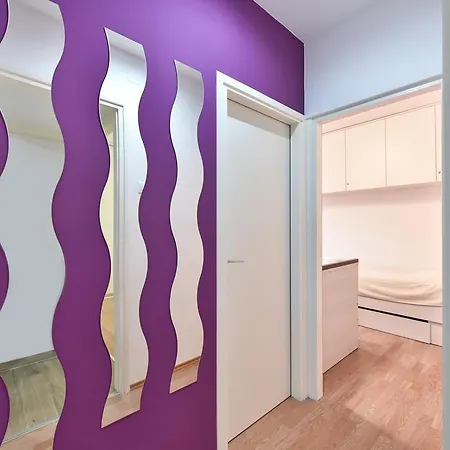 Apartment Purple Summer City